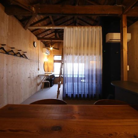 Hostel まちの別邸 緝 Shu Kōchi Exteriér fotografie